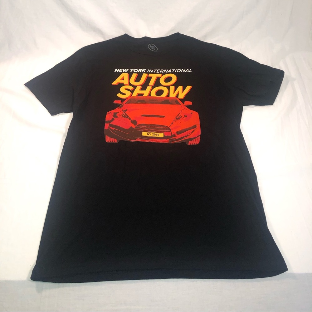 Men’s MDNY New York International Auto Show Graphic Short Sleeve T-Shirt Large